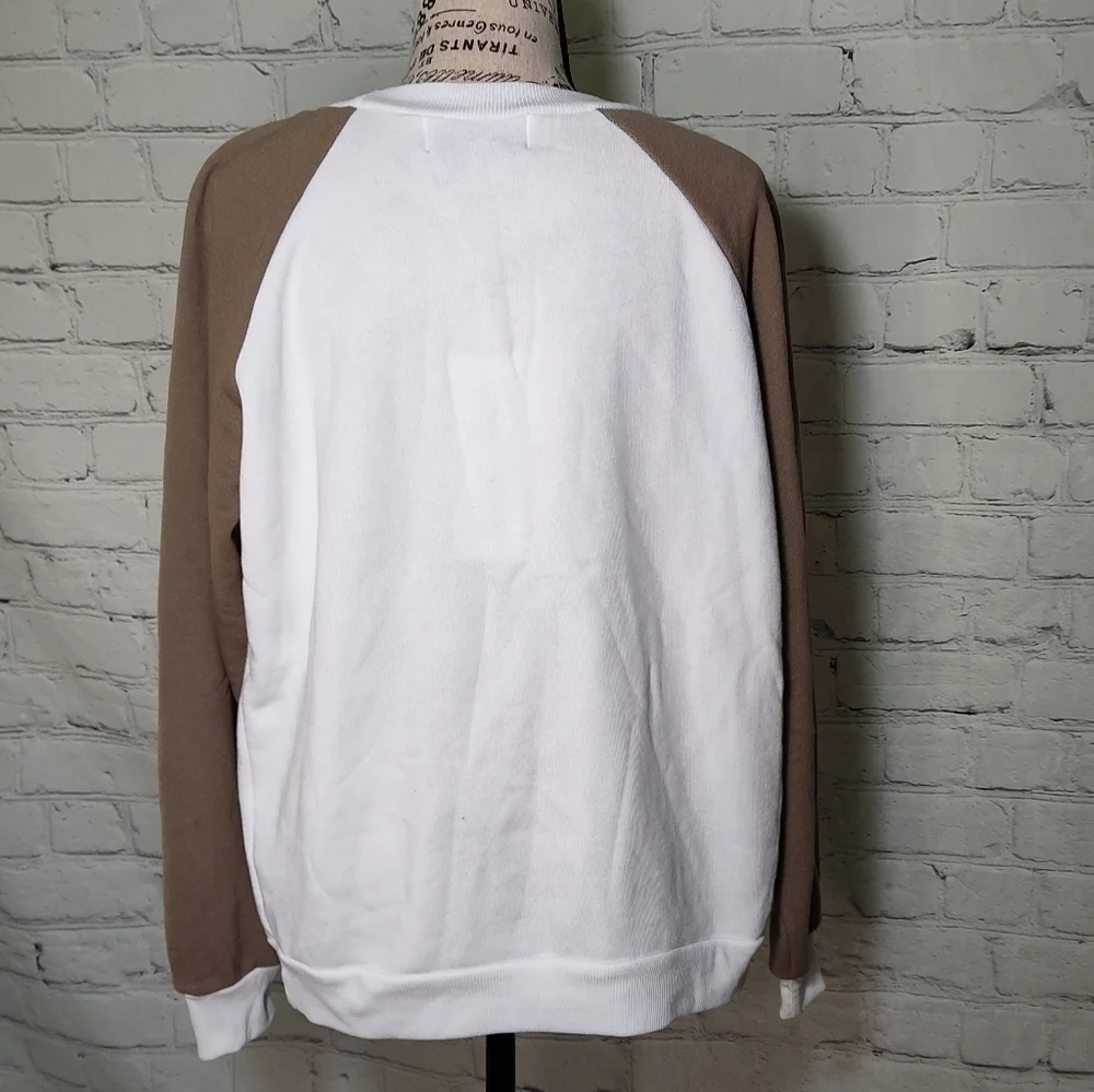 WILDFOX White Wake me at Sundown Crew Neck Sweatshirt worn once.too small. - Picture 4 of 8